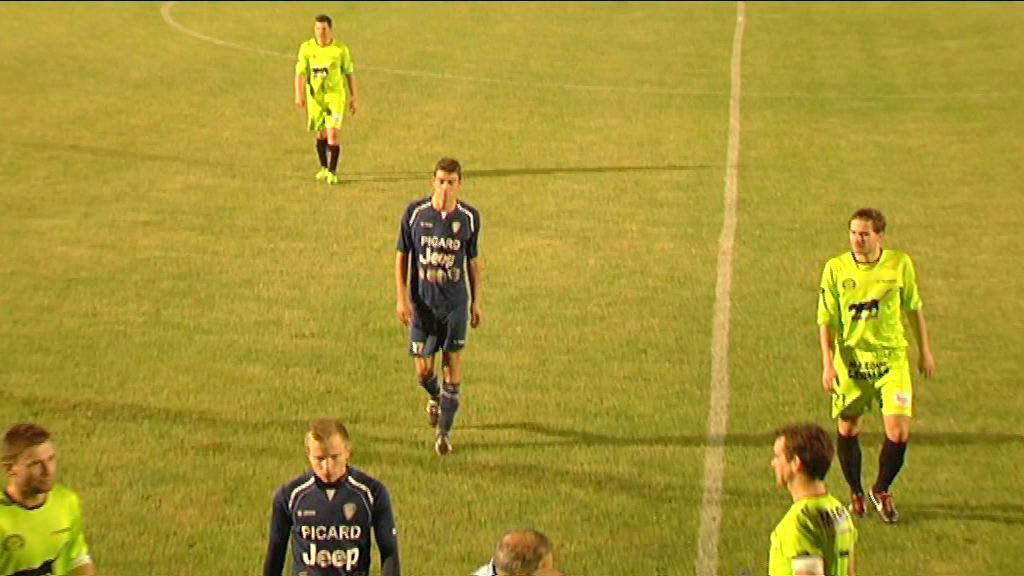 FOOTBALL : PROMOTION D : FCJLA - AYWAILLE