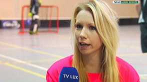 Portrait : Sarita Hakkinen - coach floorball