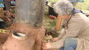 Anlier : fabrication d'un poêle de masse