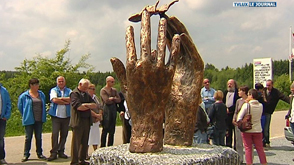 Gouvy : stèle en hommage à Geneviève Trembloy