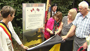 Ochamps/Neufchâteau : dispertion des cendres du pilote Glenn Gardiner et inauguration d'une  stèle 