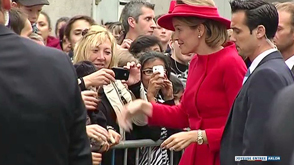 Web Bonus : les élèves de l'INDA saluent les souverains avec une flash mob (Joyeuse Entrée Arlon)