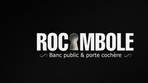 Rocambole : Banc public et porte cochère