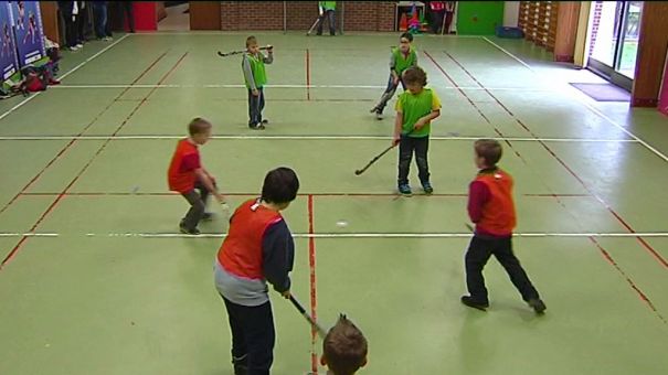 Hockey :  initiation à l'école