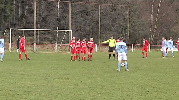 Foot P3B : Sainte-Cécile - Muno