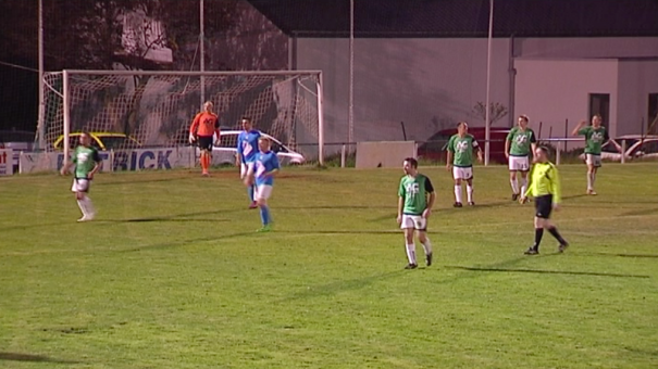 Coupe 1/4 : Ethe - Oppagne