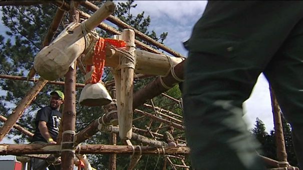 Marche. Des carrousels en bois et en corde