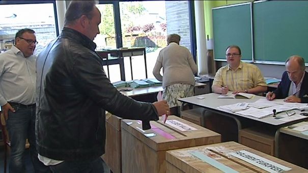 Vaux-sur-Sûre : ouverture du bureau de vote