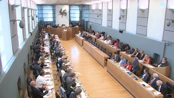 Nos députés wallons prêtent (enfin) serment