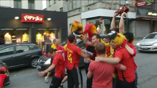 Bastogne: la folie en rue 