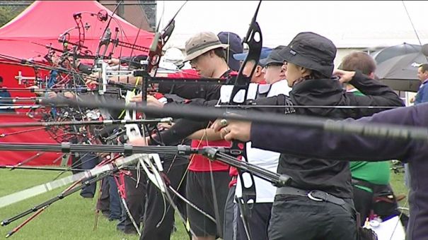 Hotton : la pluie perturbe le championnat de Belgique de tir à l'arc