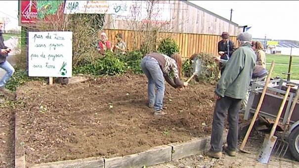 Lutte paysanne pour le maintien des terres arables