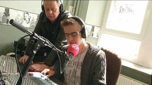 INDS'FM : les élèves derrière le micro !