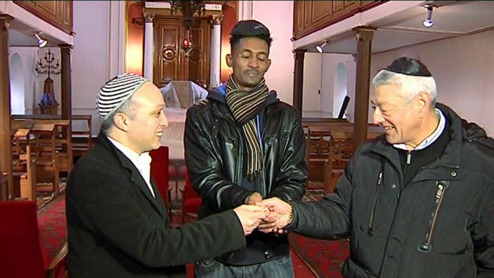 Les musulmans d'Arlon ont récolté 2405 pour la synagogue