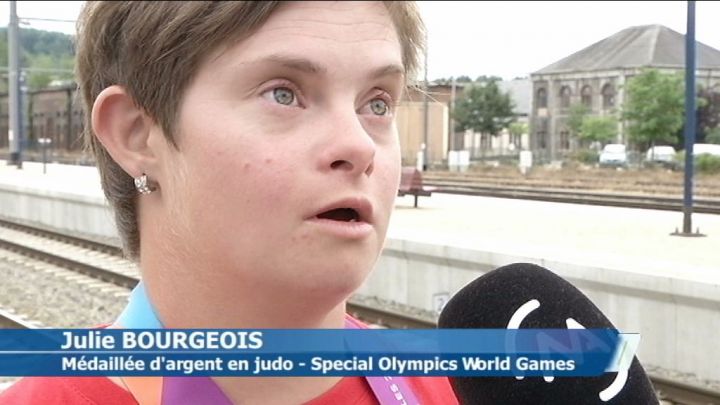 Julie Bourgeois, médaillée d'argent aux Special Olympics World Games