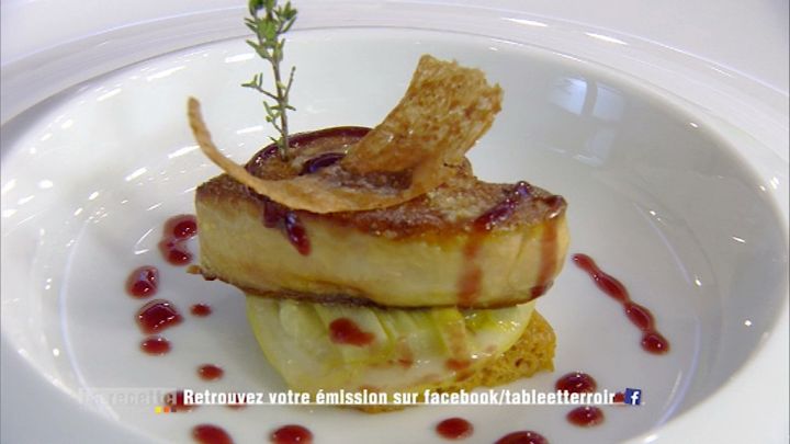 Foie gras à la rhubarbe et au citron