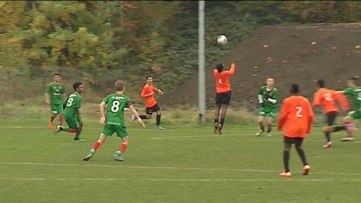 Football : U17 (D2) : Virton - White Star