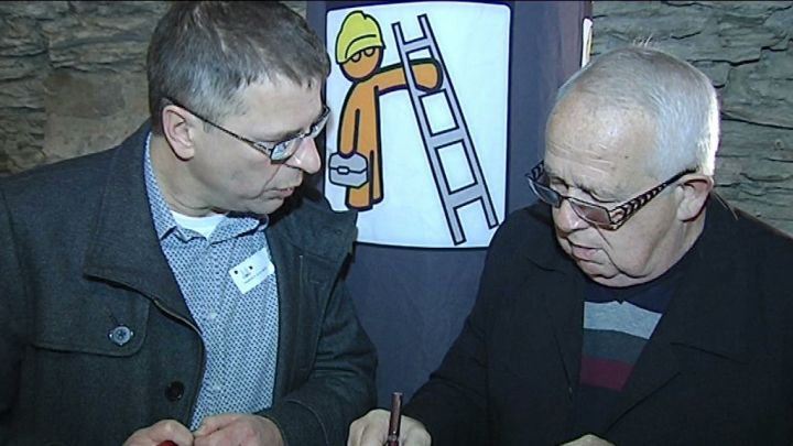 Succès pour la première bourse d'échange socio-économique