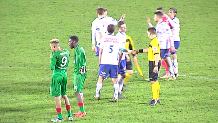 Football D2 : Heist - Virton