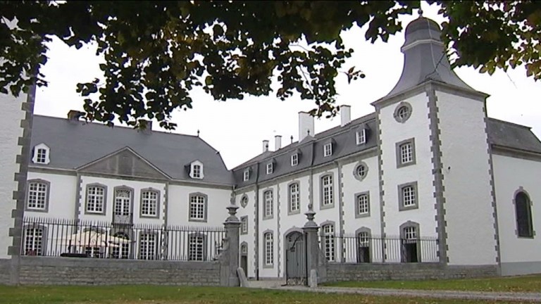 Rénové, le château de Deulin accueille le salon des antiquaires