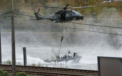 Des hélicos militaires dans la province ? Pas de panique !