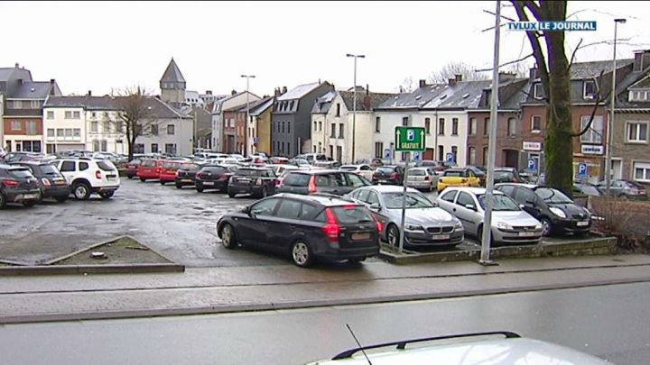 Place du Marché, le parking rénové