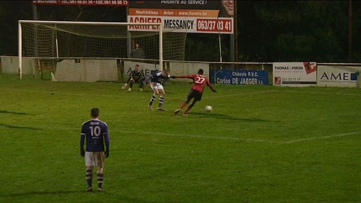 Football : Promotion D : FCJLA - Patro Lensois