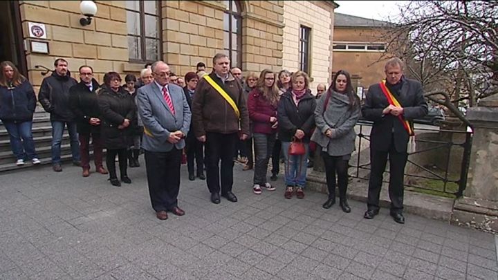 Hommage national. Minute de silence à Arlon