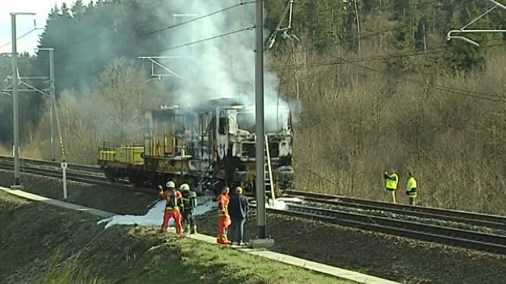 Incendie de train : la ligne rouverte dans les deux sens ce vendredi matin