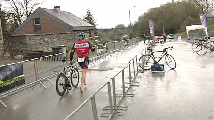 Triathlon : Deom, Antoine et Louppe se distinguent à Bertrix