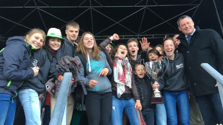 Neufchâteau remporte son Rhéto Trophée 2016 !