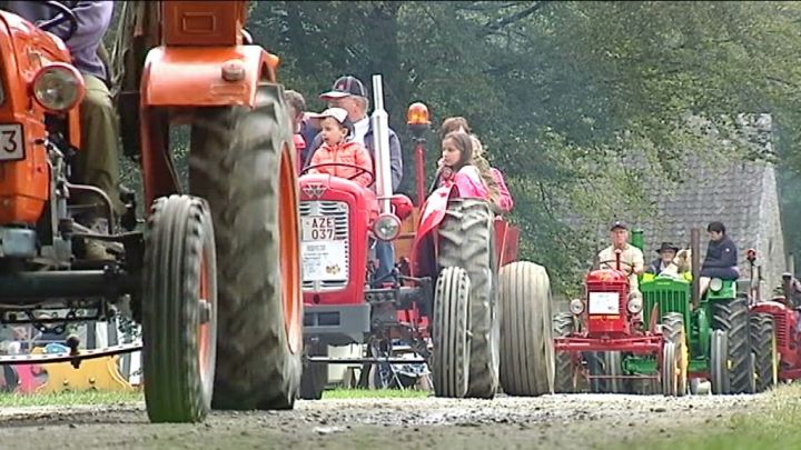Les vieux tracteurs du Fourneau Saint-Michel