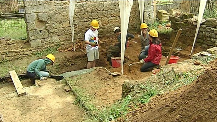 Restauration de Montquintin (1) : au coeur du chantier...