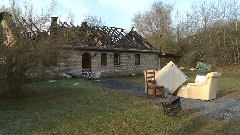 Dampicourt : un feu de cheminée entraîne un sinistre total