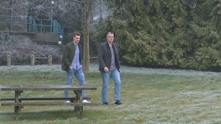 Bastogne: Thomas Meunier s'engage pour le terrain synthétique