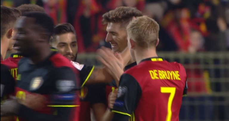 Regardez ce que fait Thomas Meunier lors du Mannequin Challenge !