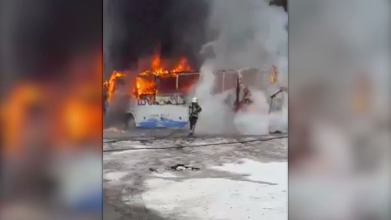 N4 Martelange: pas de blessé dans l'incendie d'un car