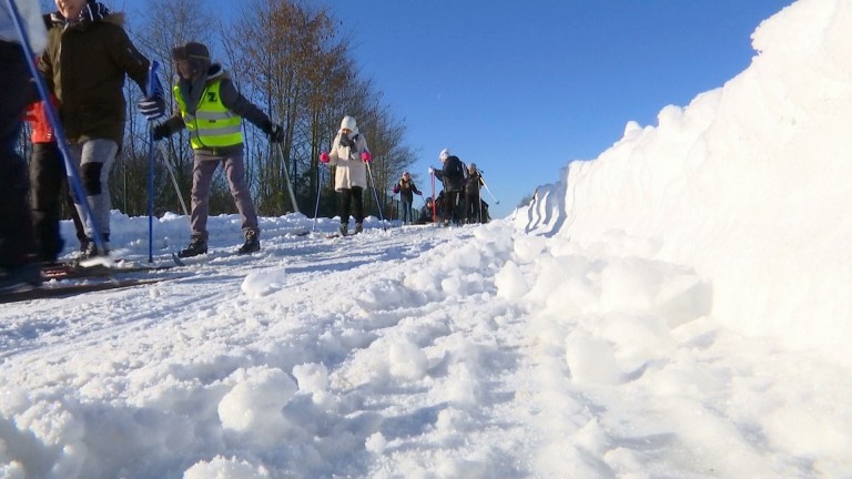 Gouvy : une école de Schaerbeek à la découverte du ski