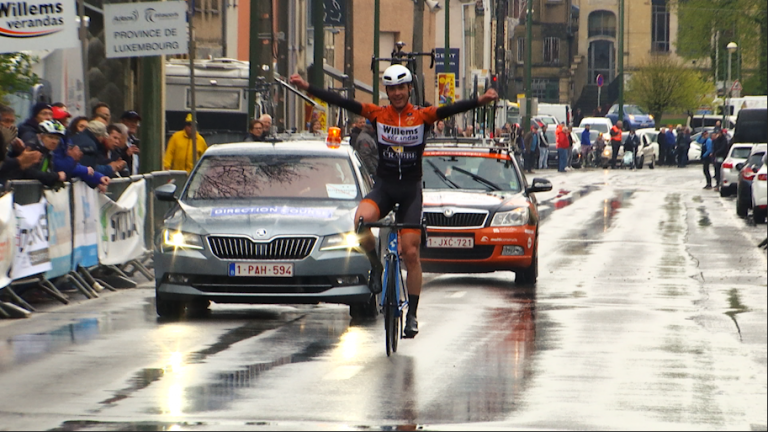 Cyclisme : 2e victoire d'étape pour Boris DRON !