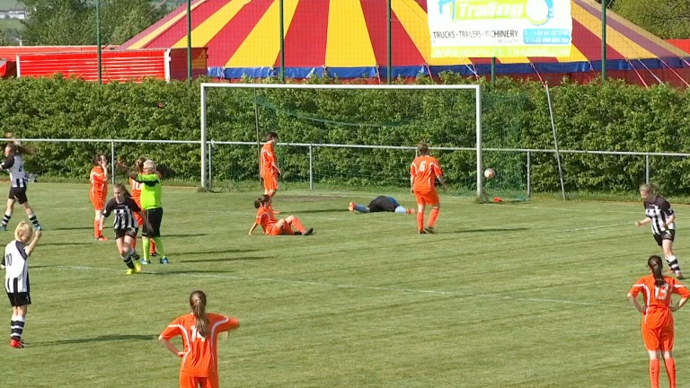 Foot féminin : Houffalize affrontera Ethe en finale