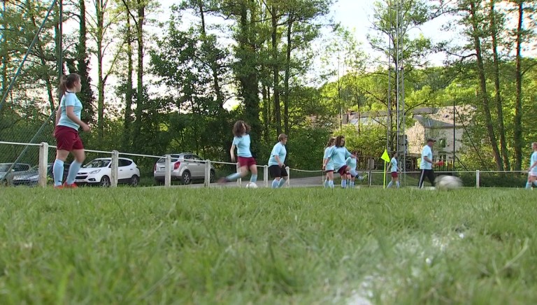 Naissance de EFA, le 1er centre de foot féminin