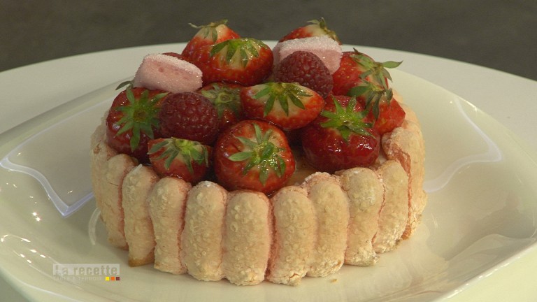 Charlotte aux fraises