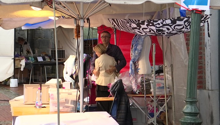 Marche : un marché 1900 gâché par la pluie