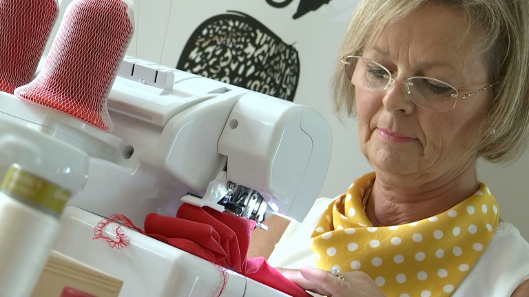 Passionnée de couture, Nathalie Marcel a créé « Fleur des champs »