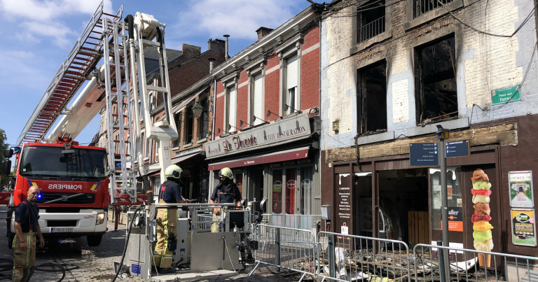 Marche: incendie d'un immeuble Place aux Foires