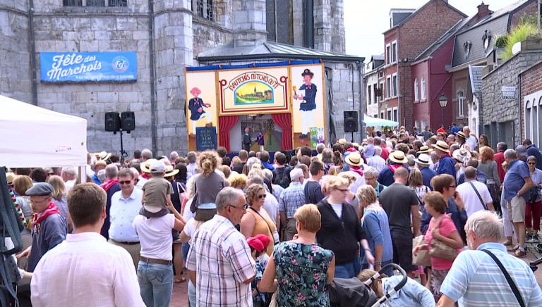 Marche-en-Famenne : le marché 1900 attire la foule