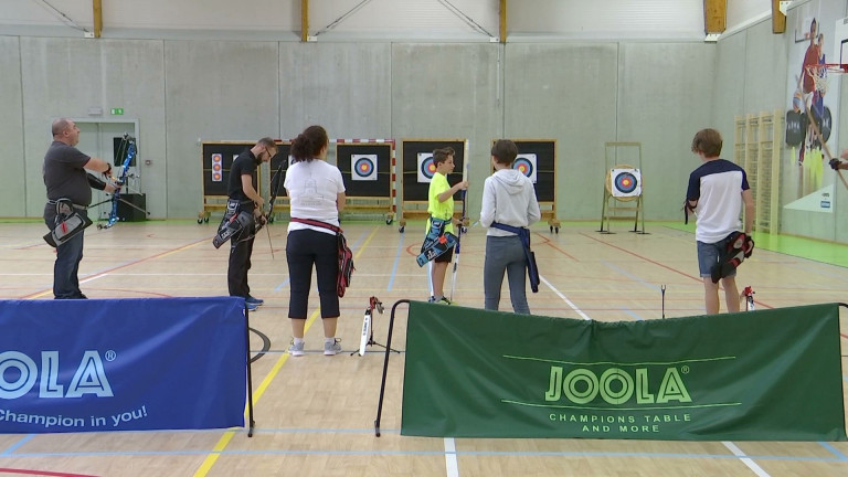 Léglise : initiations et démonstrations au centre sportif 