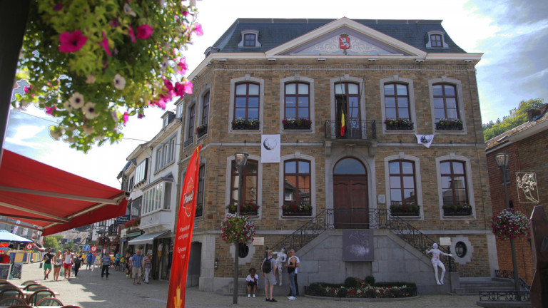 La Roche-en-Ardenne. Sophie Molhan et Laurence Gillet-Bastin entrent au collège