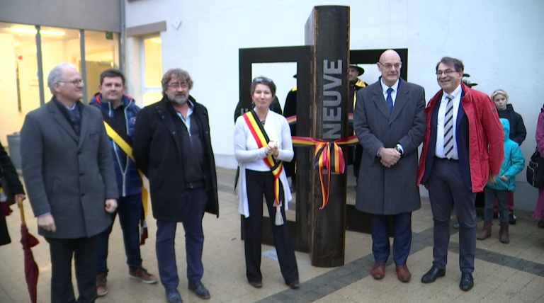 Habay matérialise sa parenté avec Louvain-la-Neuve