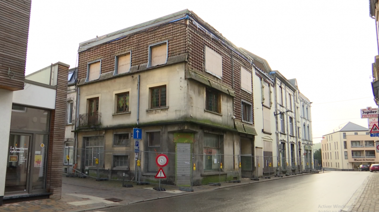 Neufchâteau: la commune veut acheter les immeubles Iannuzzi et Laroche
